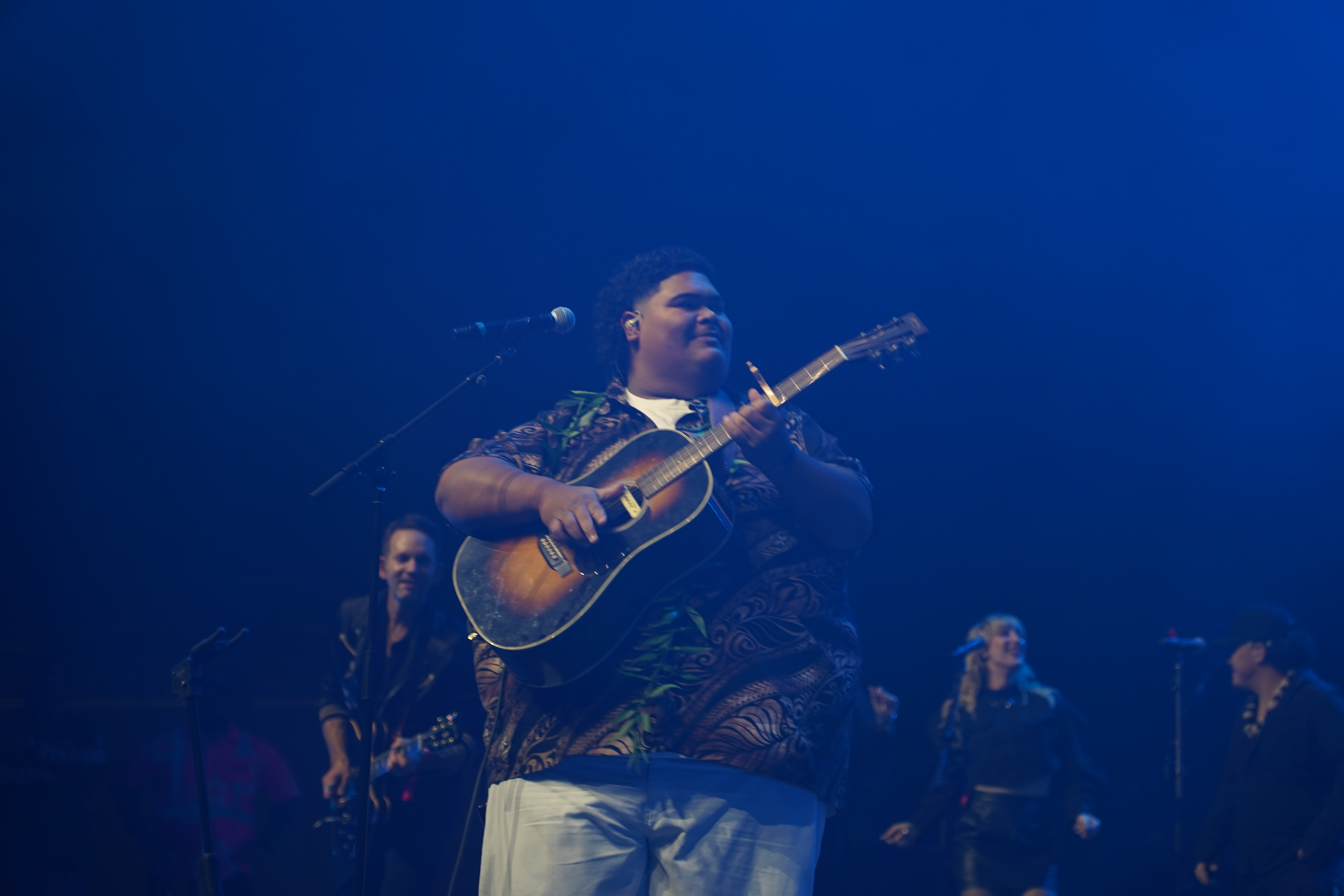 Iam Tongi — Holo Holo 2024