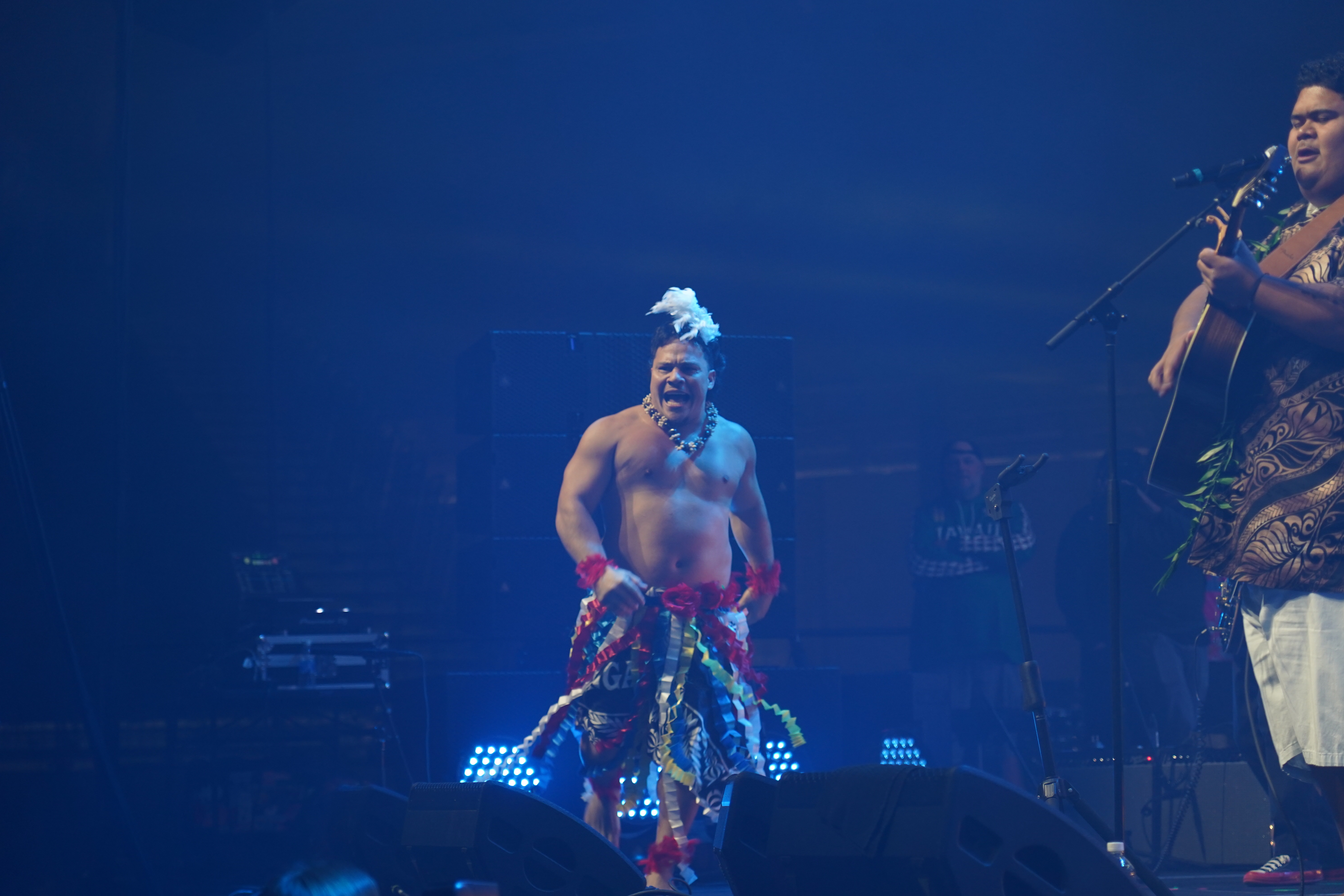 Iam Tongi — Holo Holo 2024