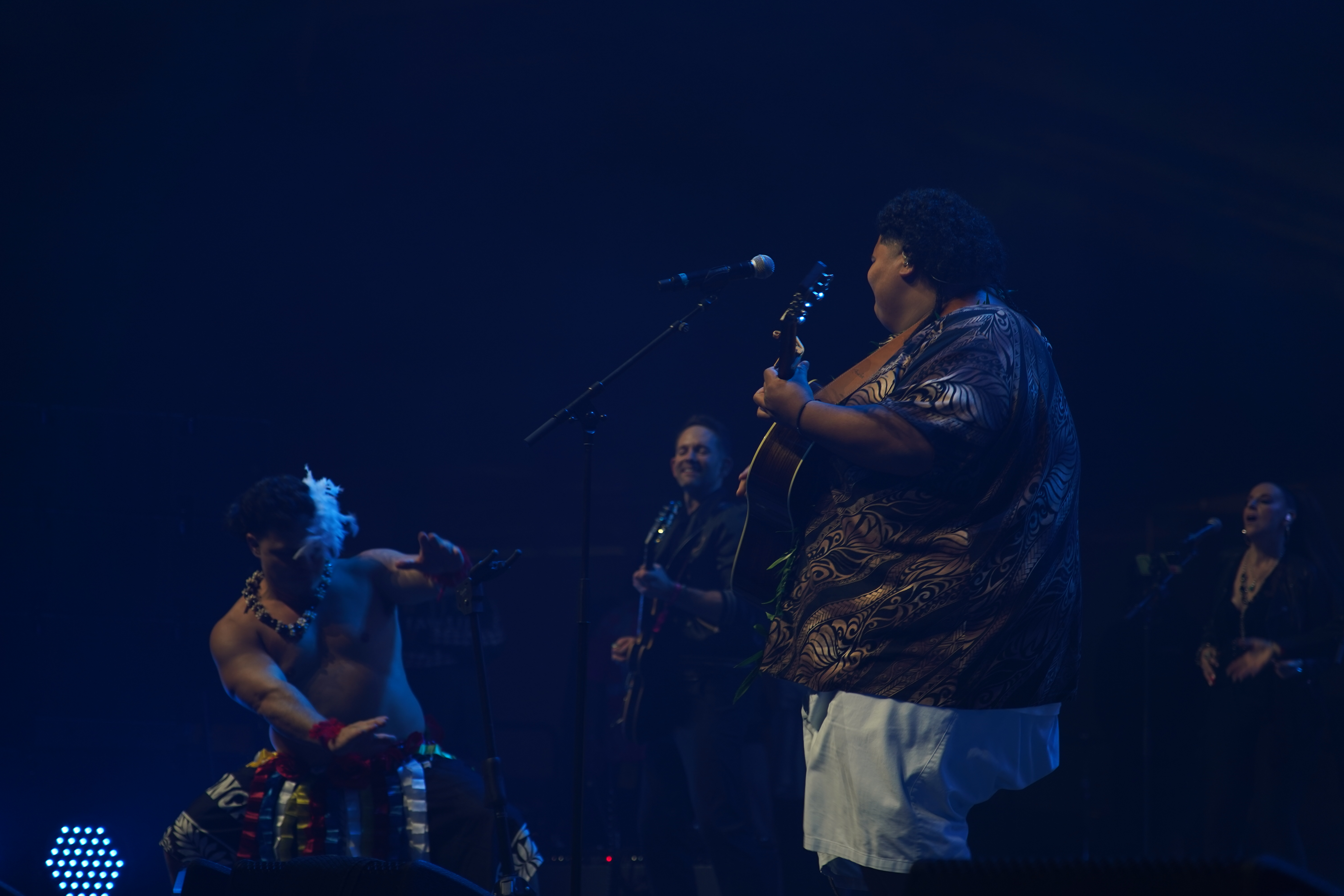 Iam Tongi — Holo Holo 2024