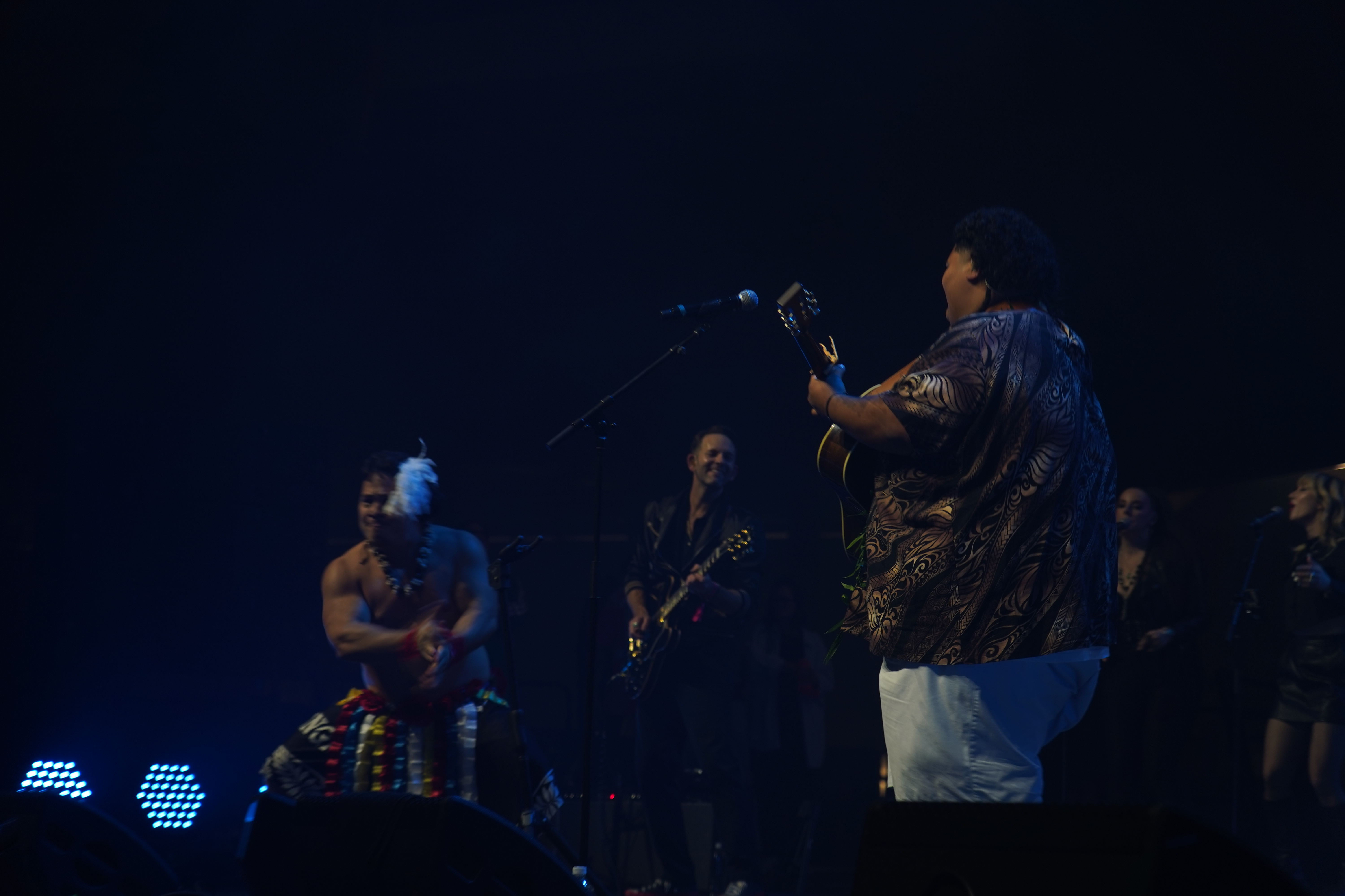 Iam Tongi — Holo Holo 2024
