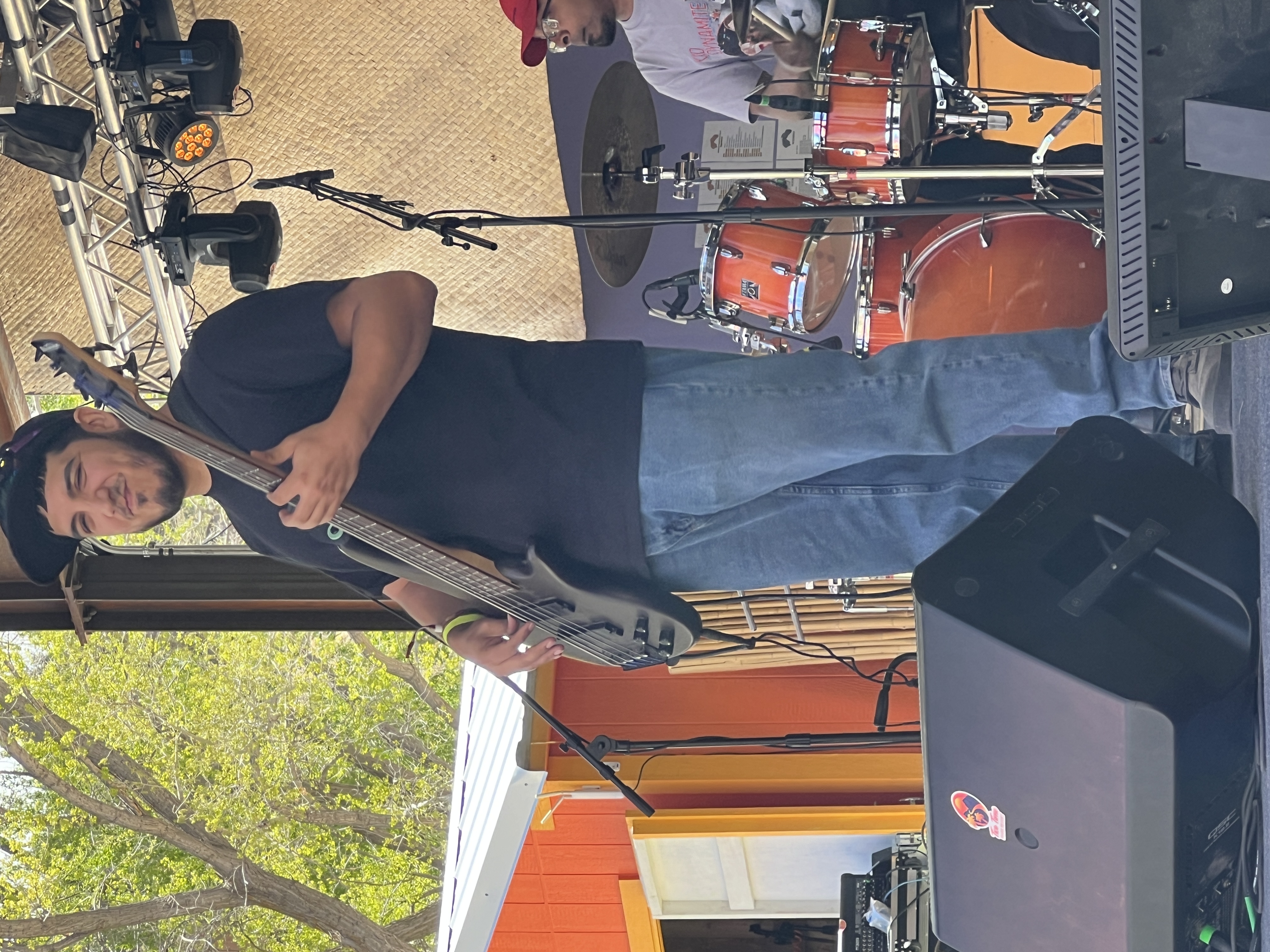 ZeeCeeKeely — Rise & Vibes Festival 2024
