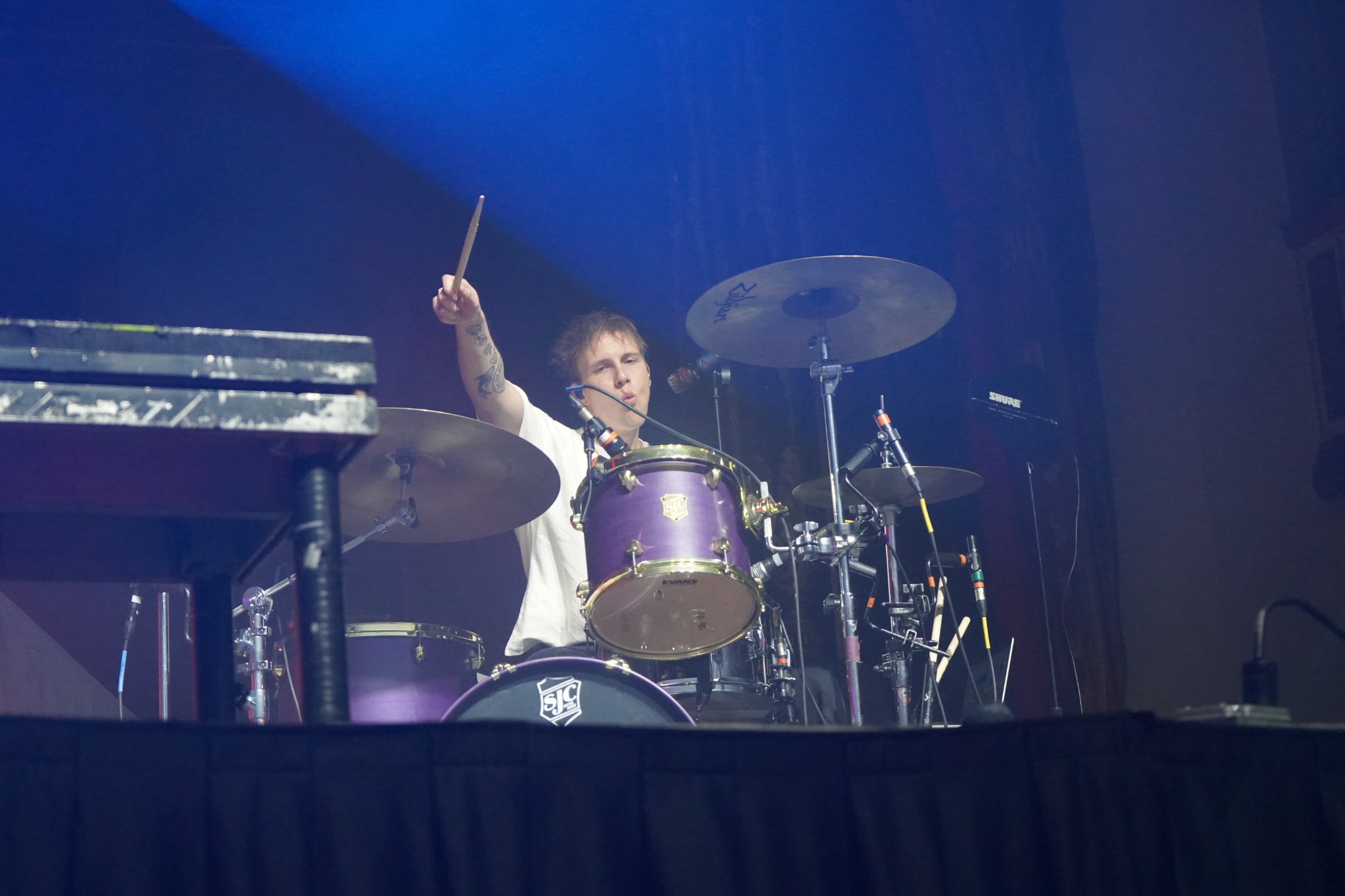 Arrows in Action — Arrows in Action — Aragon Ballroom